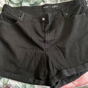 Old Navy black O.G straight shorts size 22 nwot
